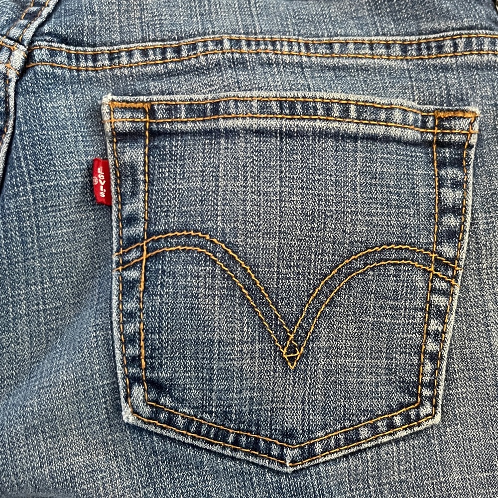Levi’s Blue Straight 505 Cut-off Capri Jeans - Picture 11 of 15